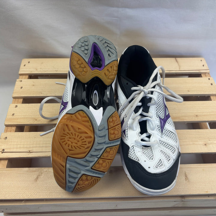 Mizuno "Wave Hurricane" Volleyball Court Shoes - 6 Women&
