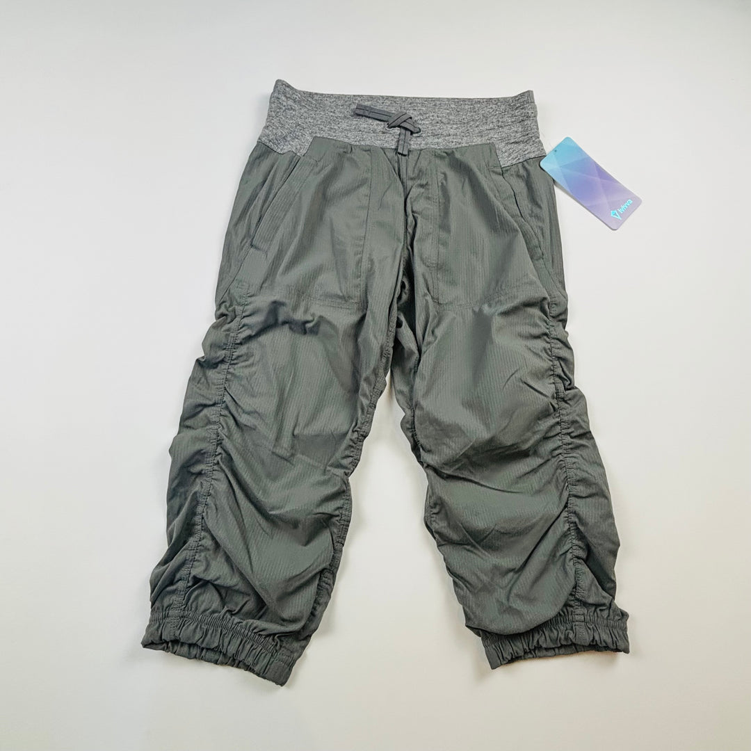 Ivivva "Live to Move" Crops - Size 14 Youth