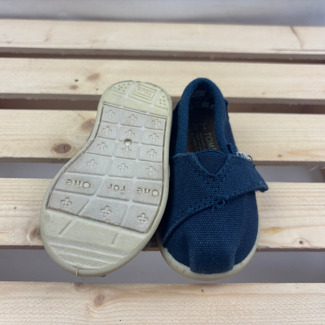Toms Shoes - Size 2 Baby (3-6M)