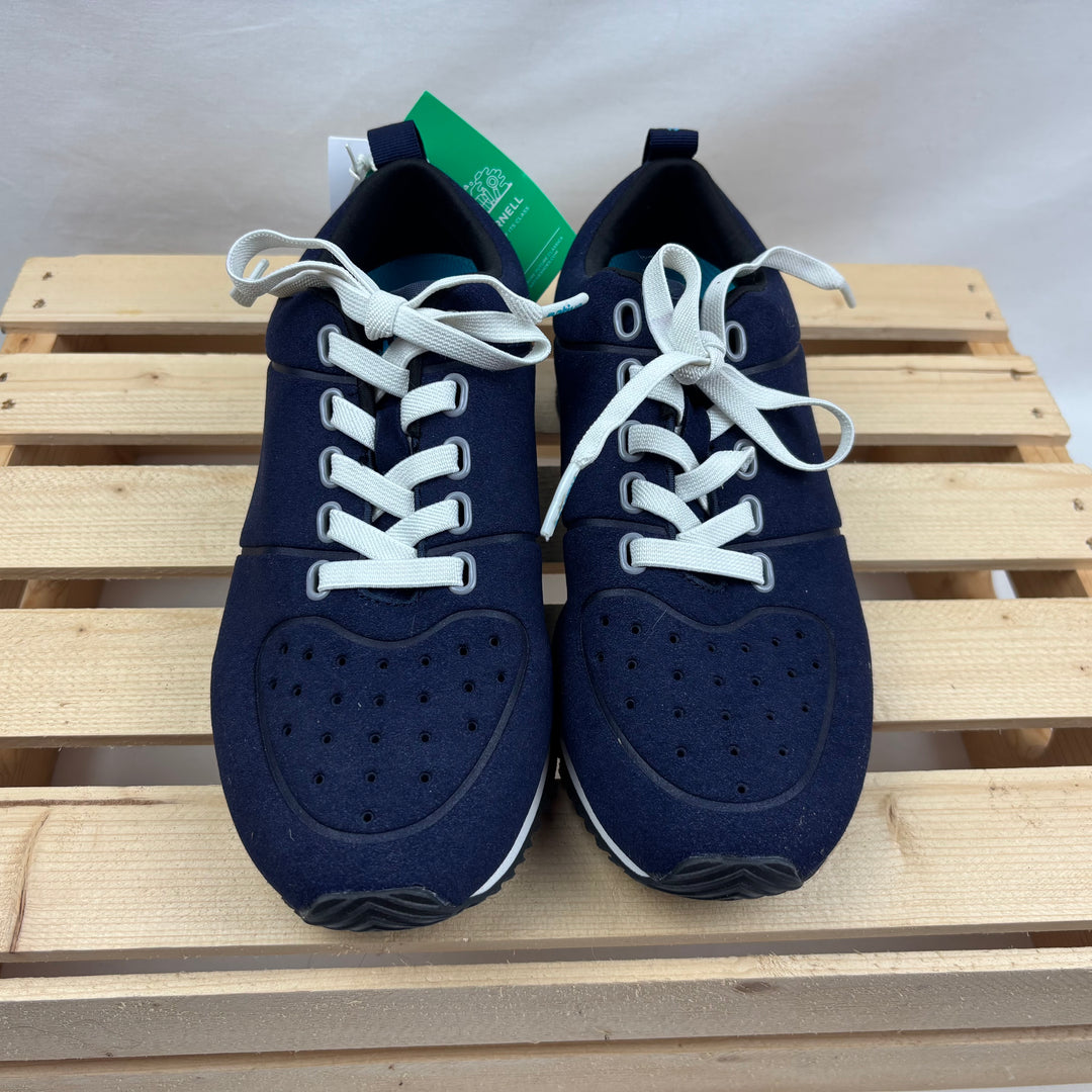 Native "Cornell" Shoes - Size 5.5-6 Women&