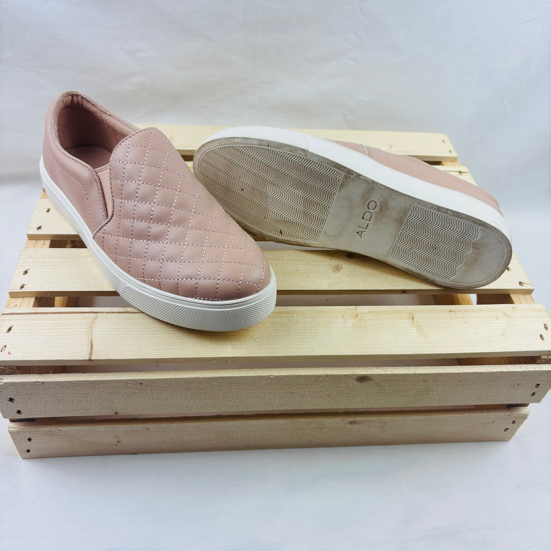 Aldo Slip On Shoes - Women's Size 7 (Youth 5.5)