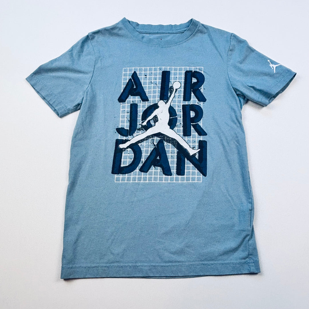 Air Jordan T-Shirt - Size Youth Medium (10-12Y)