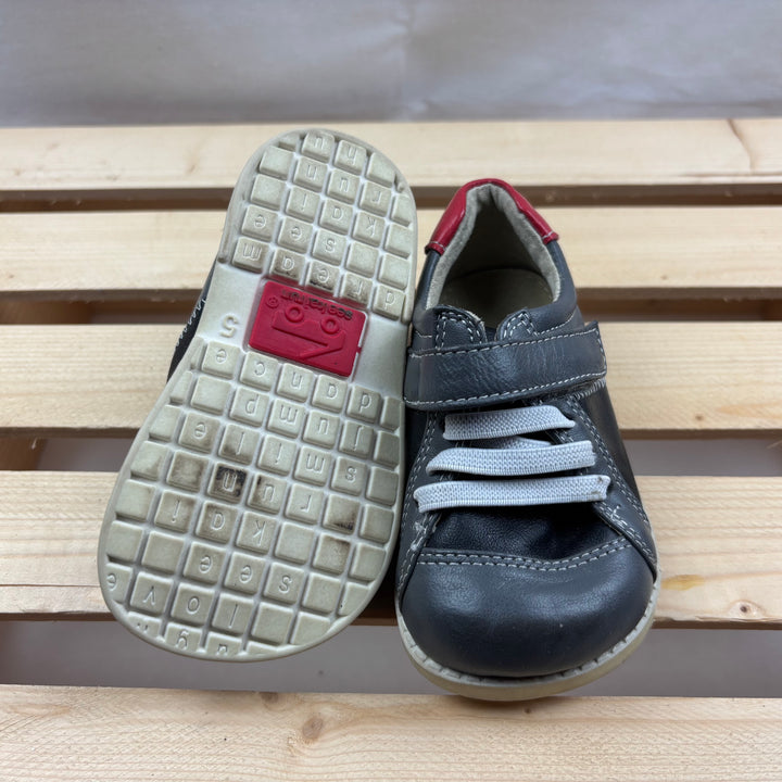 See Kai Run Shoes - Size 5 Toddler