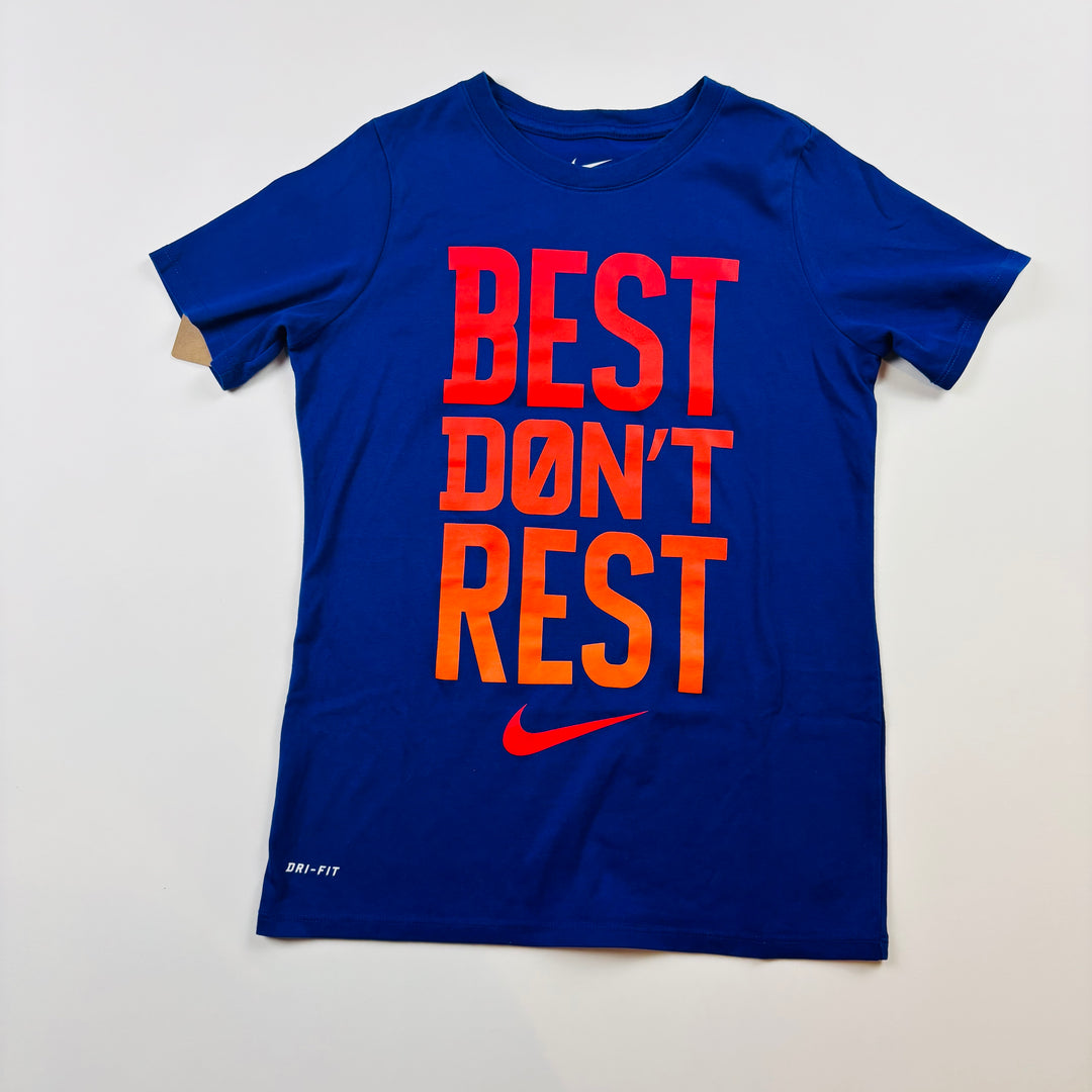 Nike T-Shirt - Size Youth Small (8-10 Years)