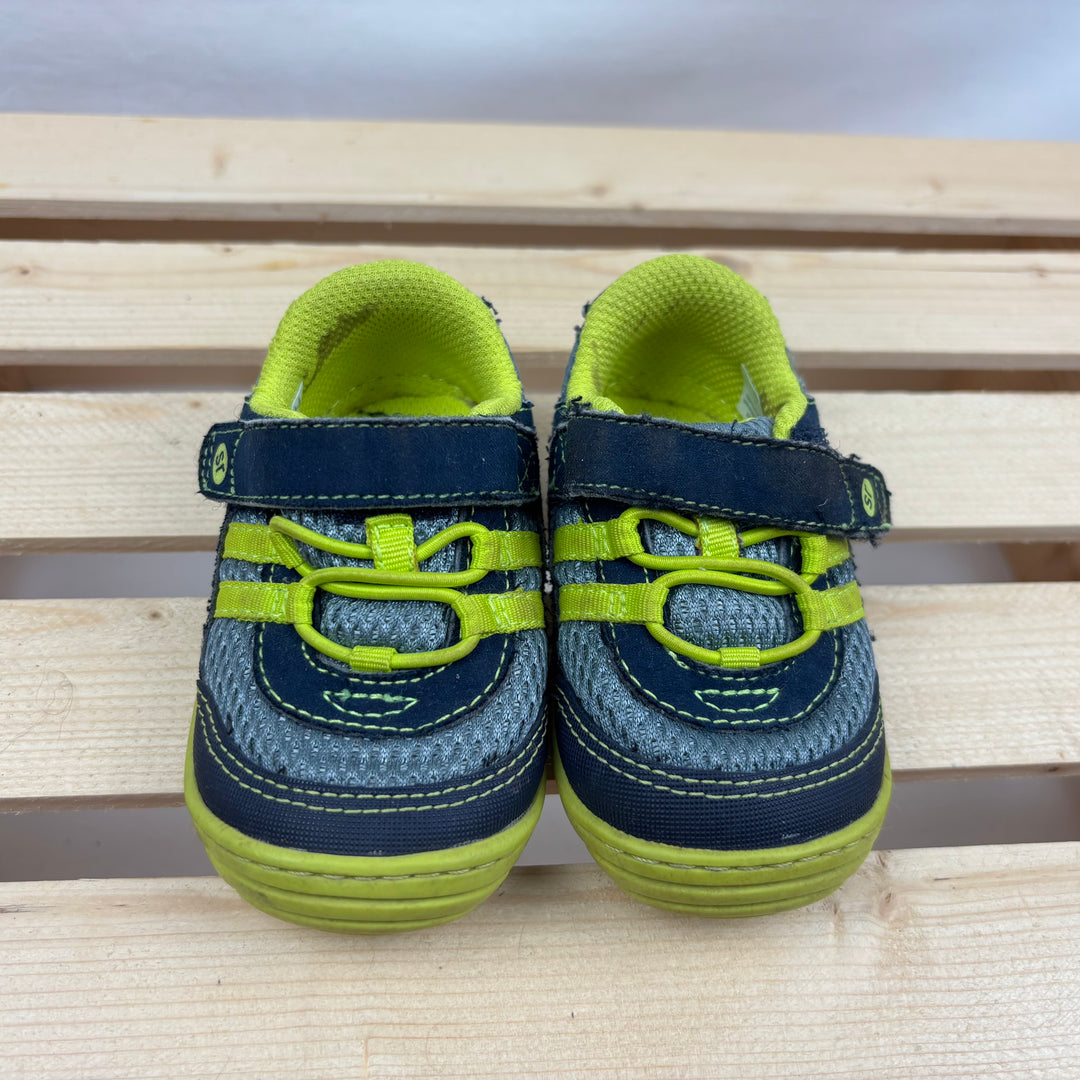 Stride Rite Baby Shoes - Size 4 Toddler (20 EU)