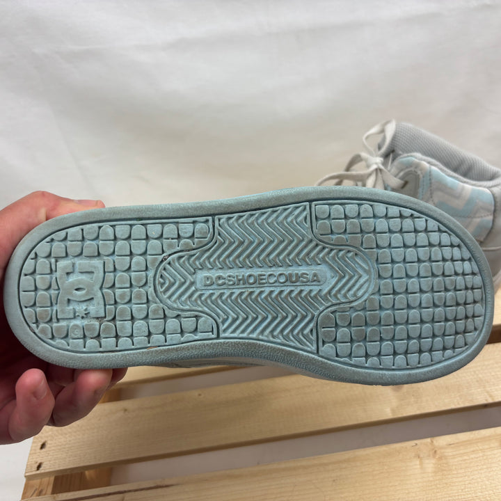 DC High Top Shoes -  Size 4 Youth