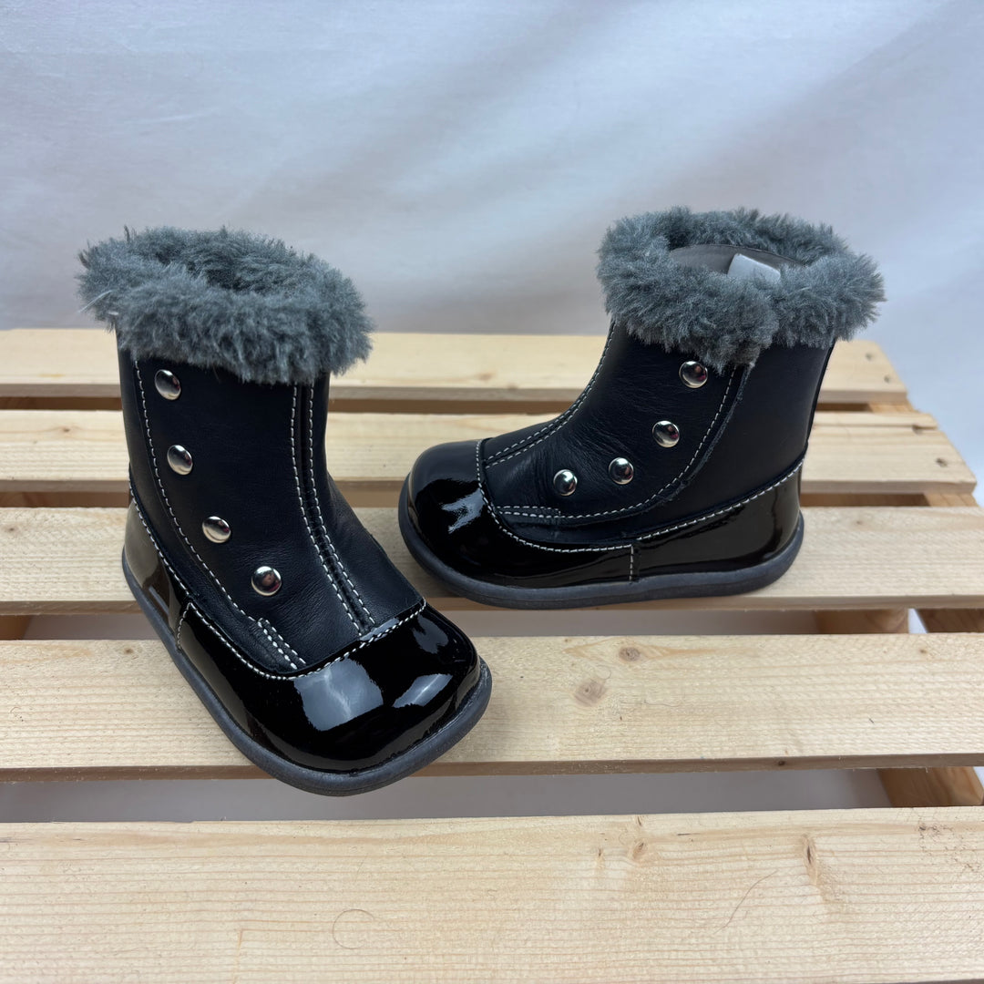 See Kai Run Baby "Amelia" Boots - Size 4 Toddler (20 EU)