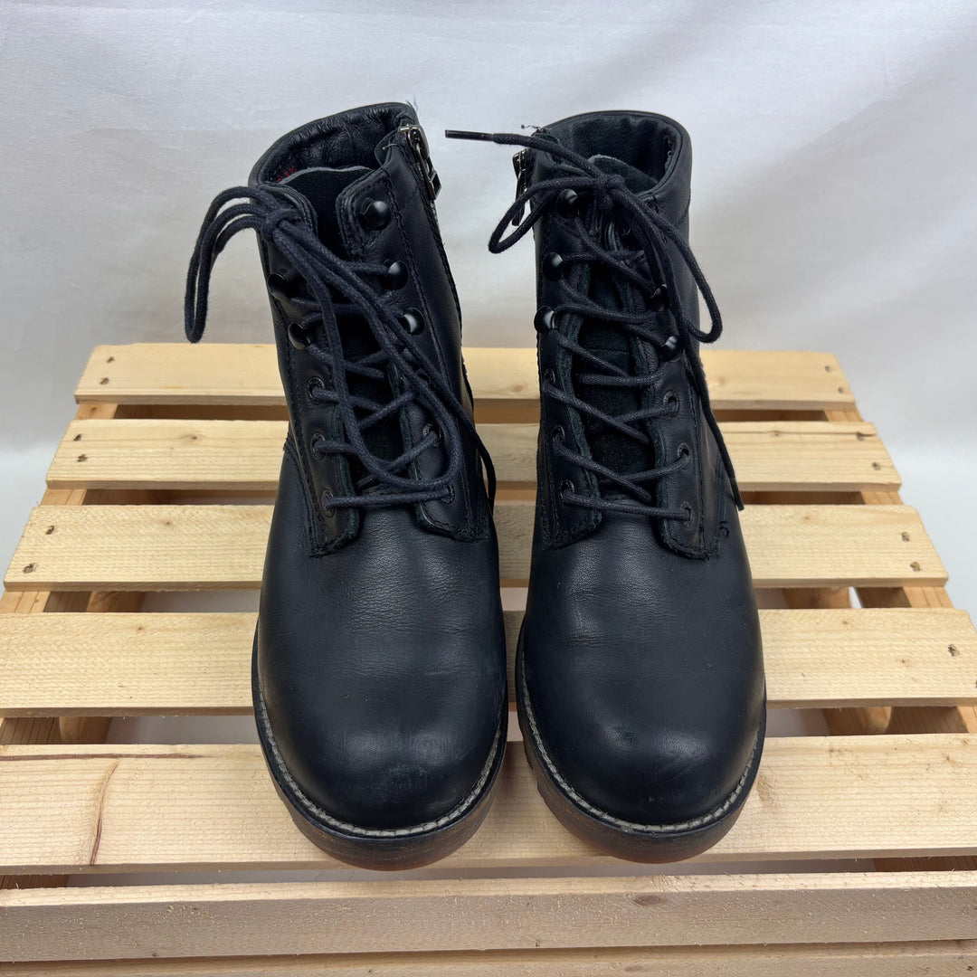 Kodiak Fall/Winter Boots - Size 6 Women&