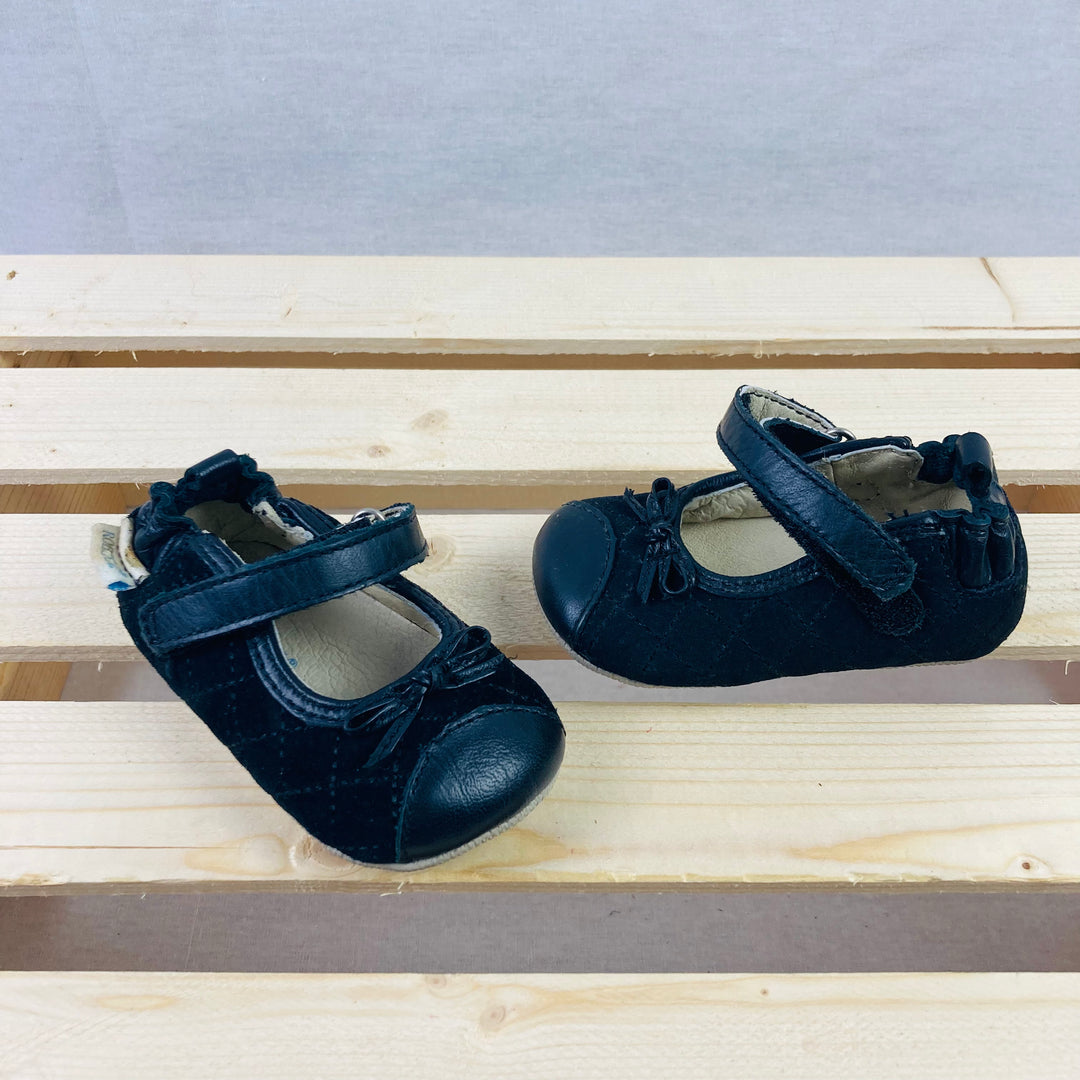 Robeez Baby Shoes - Size 3-6 Months - Pitter Patter Boutique