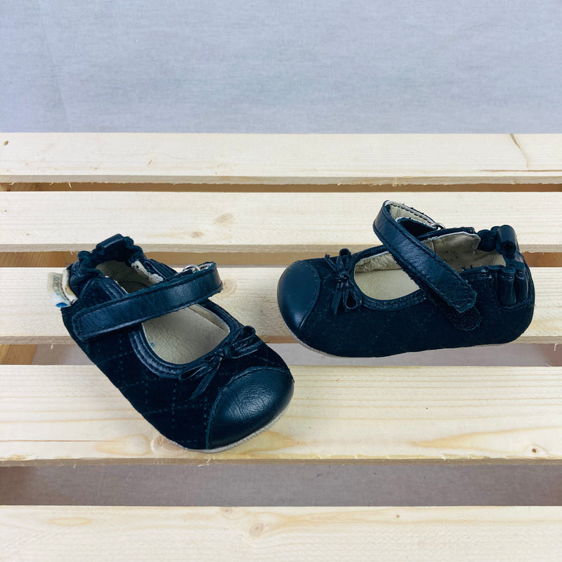 Leather baby shoes discount robeez