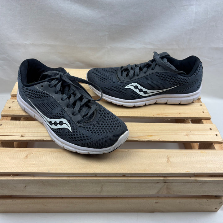 Saucony "Grid Ideal" Running Shoes - Size 6 Women&