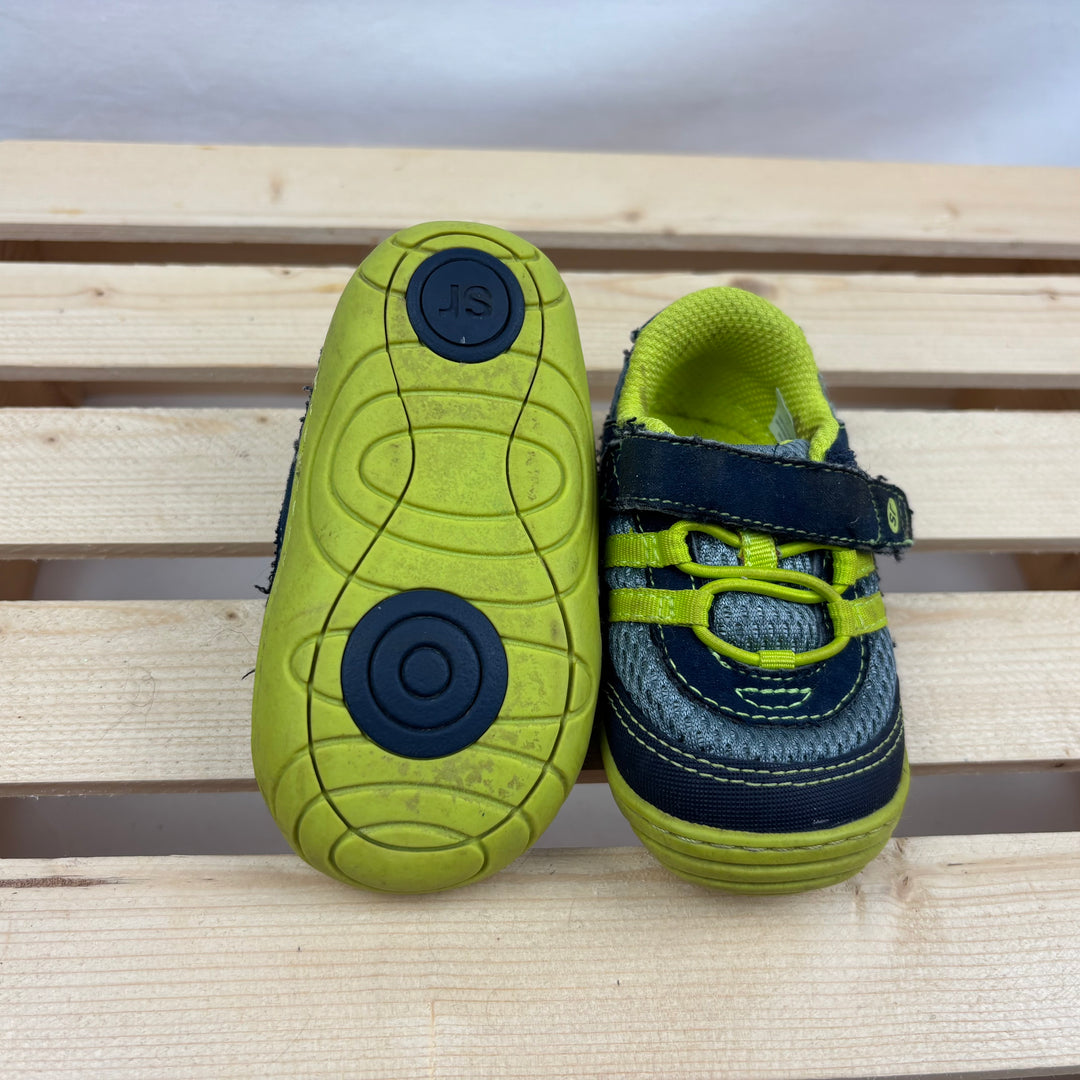 Stride Rite Baby Shoes - Size 4 Toddler (20 EU)