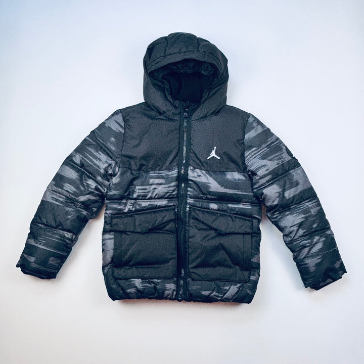 Air Jordan "Legend LT" Jacket - Size Youth Medium (10-12Y)