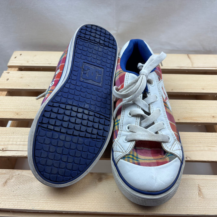 DC Fashion Sneakers  -  Size 3 Youth (34 EU)