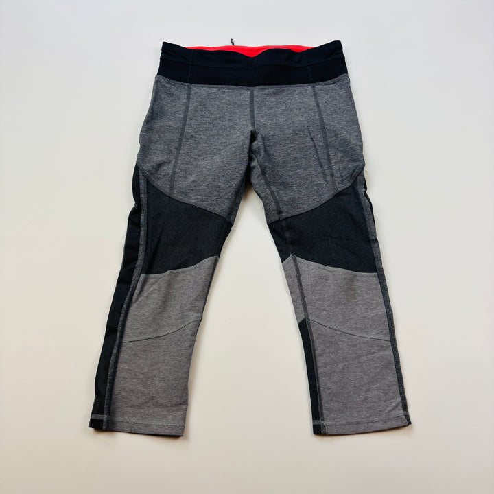 Lululemon Crop Length Leggings - Size 6 Women&
