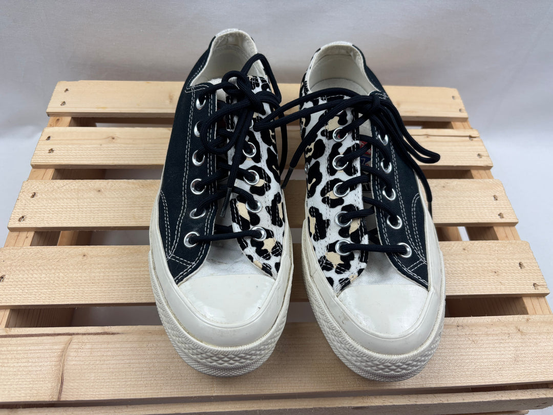 Converse Shoes - Size 8 Women&
