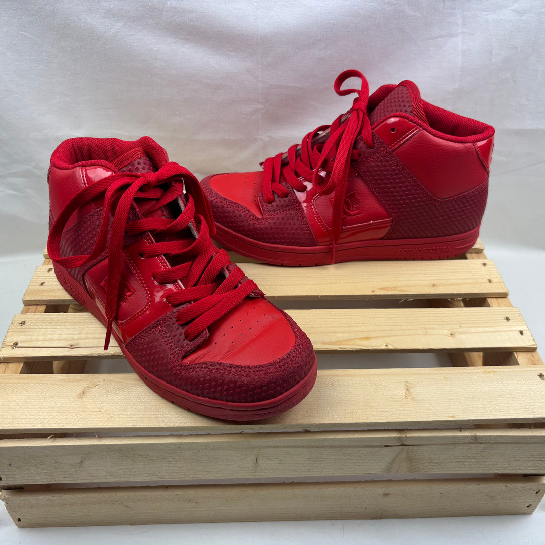 DC High Top Shoes -  Size 7 Men&