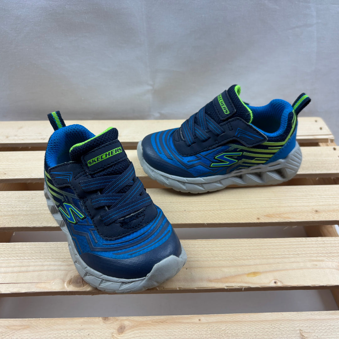 Sketchers Kids Sneakers - Size 6 Toddler