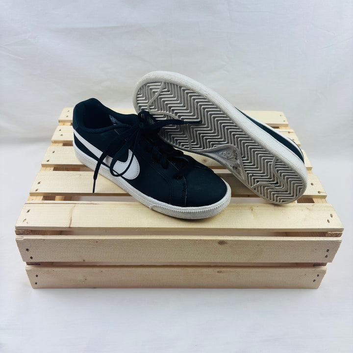 Nike Shoes - Size 6.5 Women's (or 6.5 Youth, 37.5 EU)