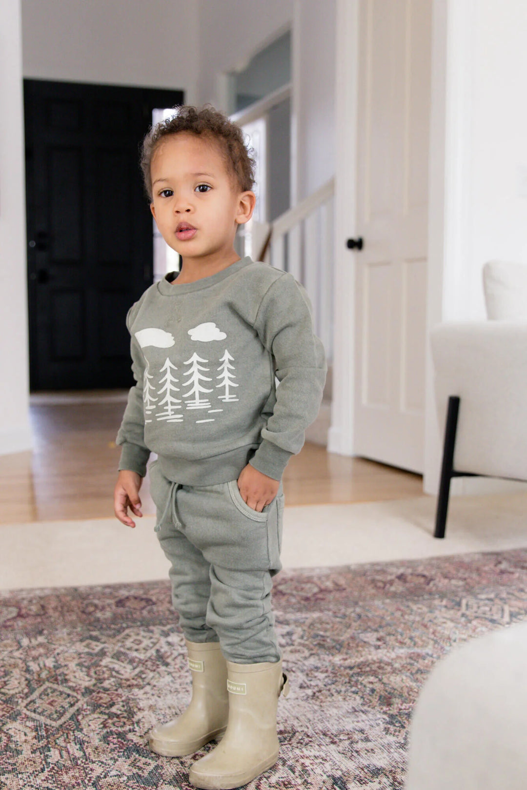 L'oved Baby - Organic Cozy Graphic Sweatshirt & Jogger Set - Pitter Patter Boutique