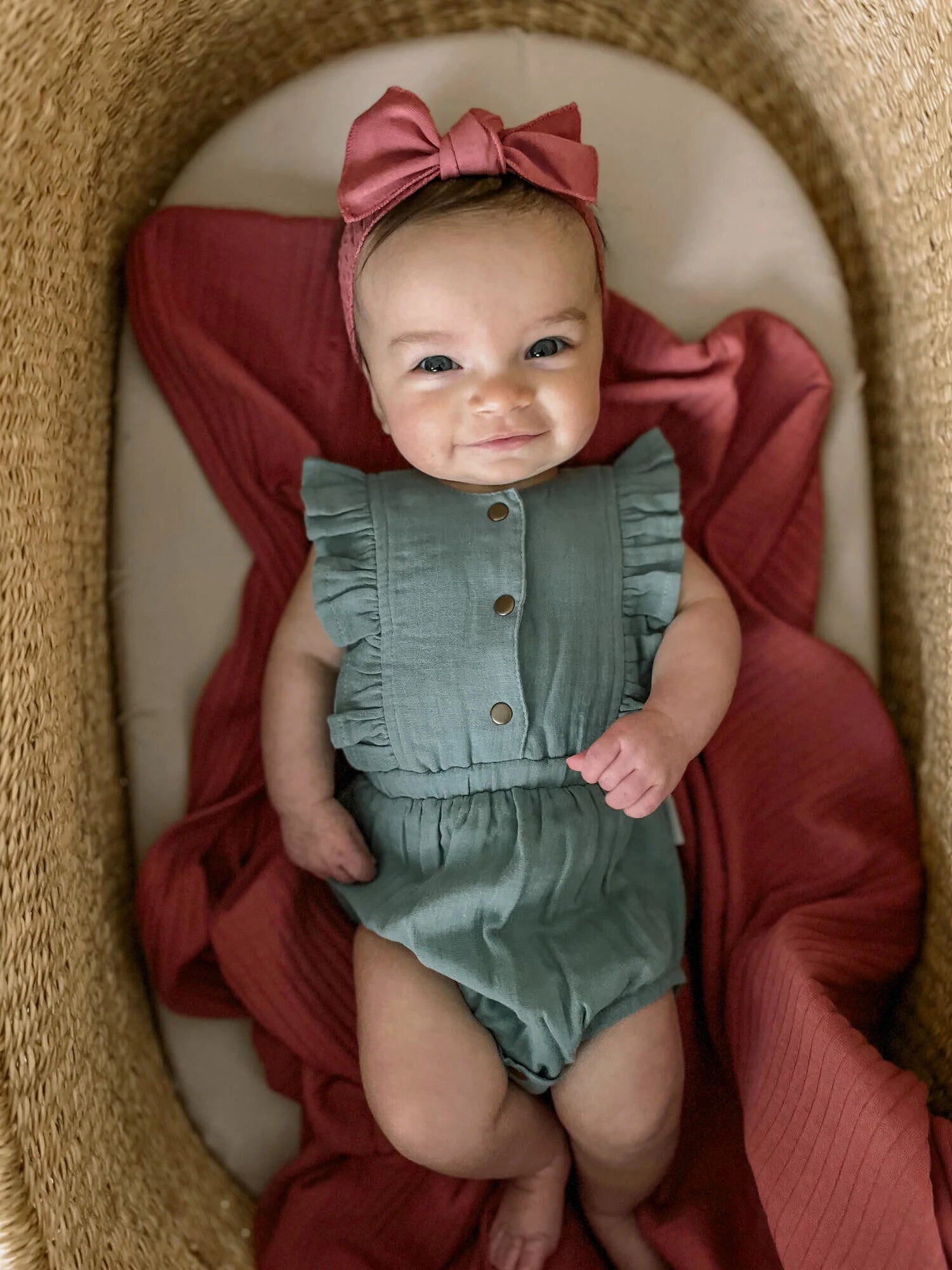 L'oved Baby - Organic Muslin Ruffle Bodysuit - Pitter Patter Boutique