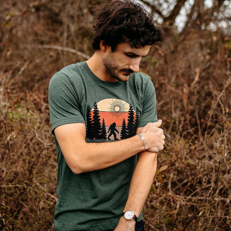 West Coast Karma - Men's Sunset Sasquatch Stroll T-Shirt