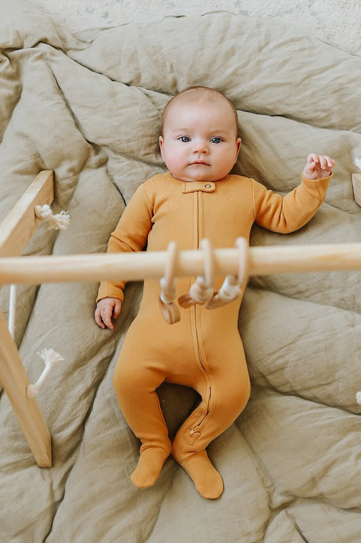 L'oved Baby - Organic Cotton Zippered Footie (3-6m, 6-9m & 9-12m) - Pitter Patter Boutique