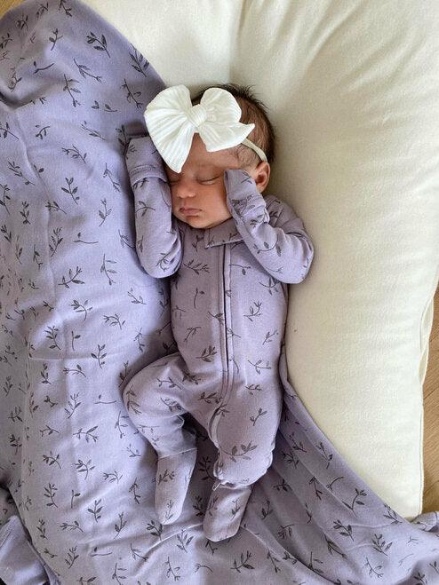 L'oved Baby amethyst flower Organic Cotton Swaddle
