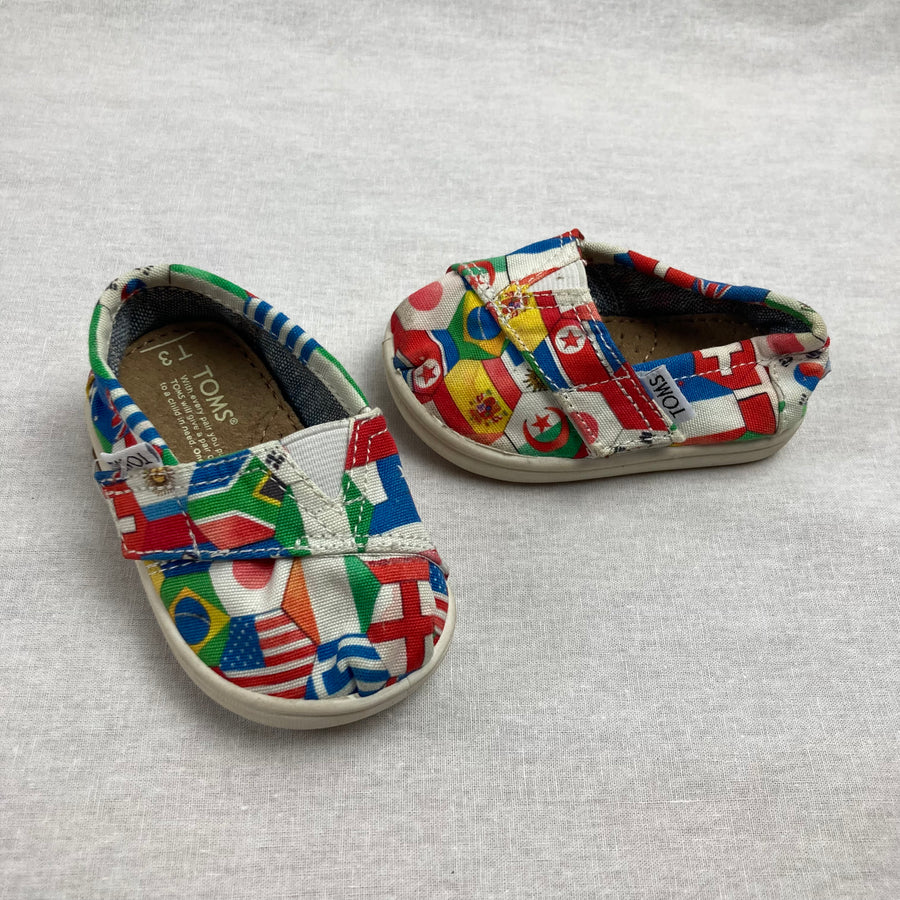 Toms "World Flag" Shoes - Size 3 Kids/Baby - Pitter Patter Boutique