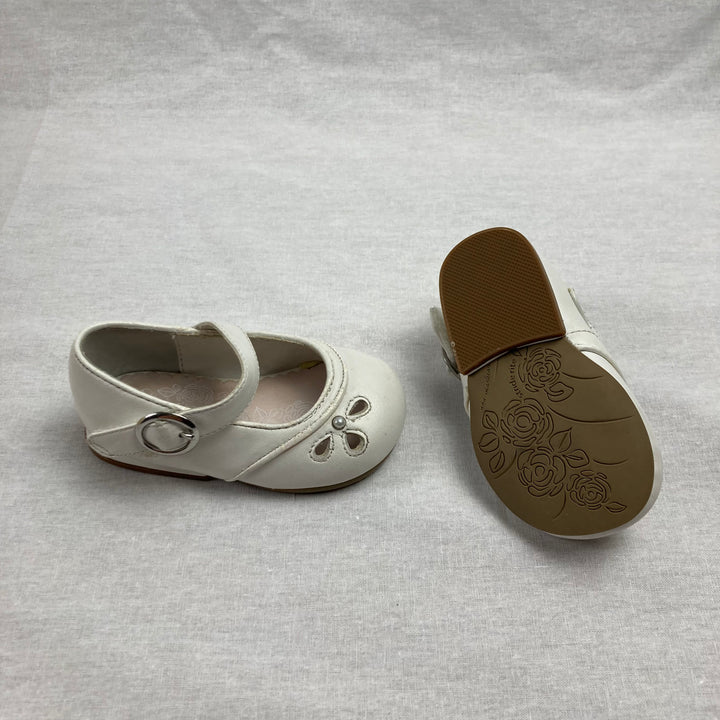 Stride Rite Baby Shoes - Size 3 Kids/Baby - Pitter Patter Boutique